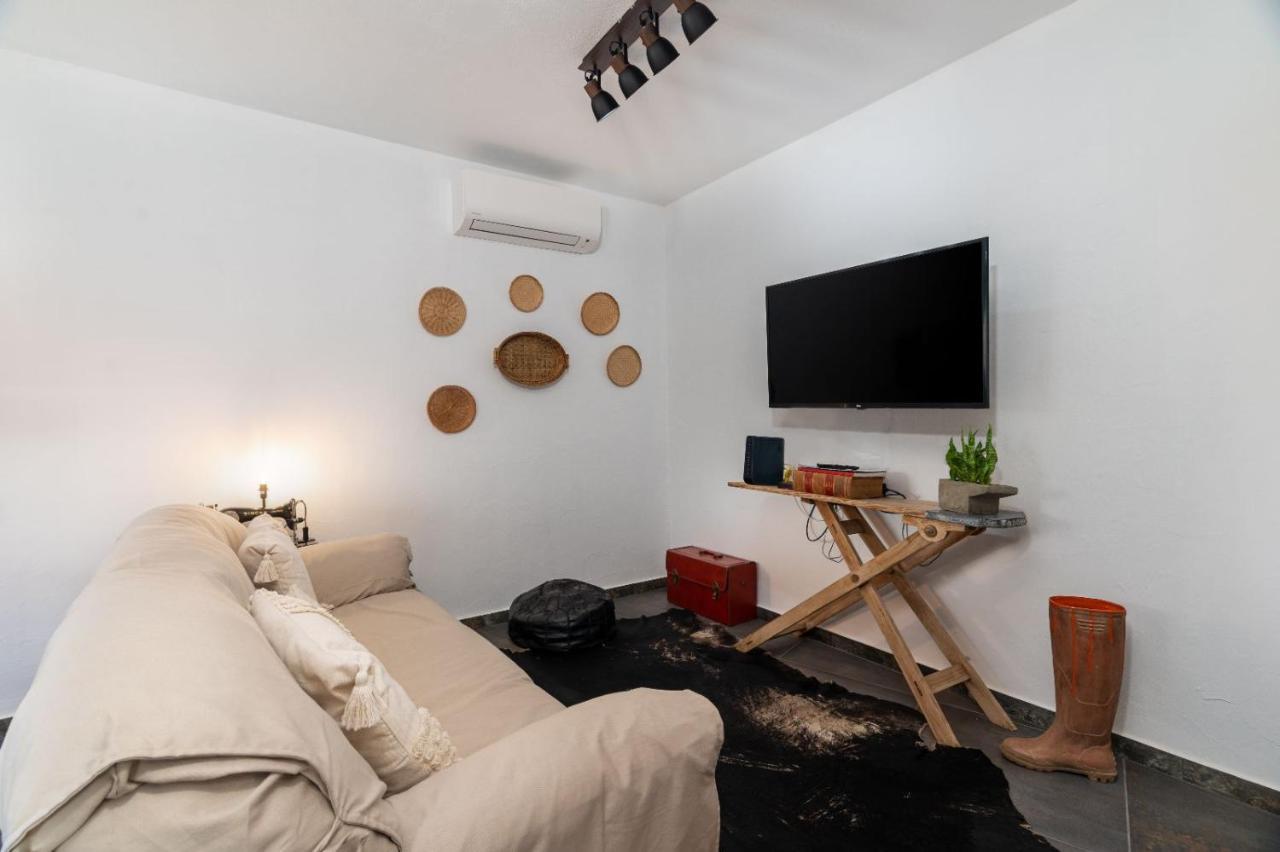 Casa Estabulo- Cozy Rustic Farmhouse Loft Touro Ештомбар Екстер'єр фото